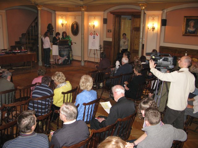 053-CS@G9@20091114_170518_0244.JPG.medium.jpeg