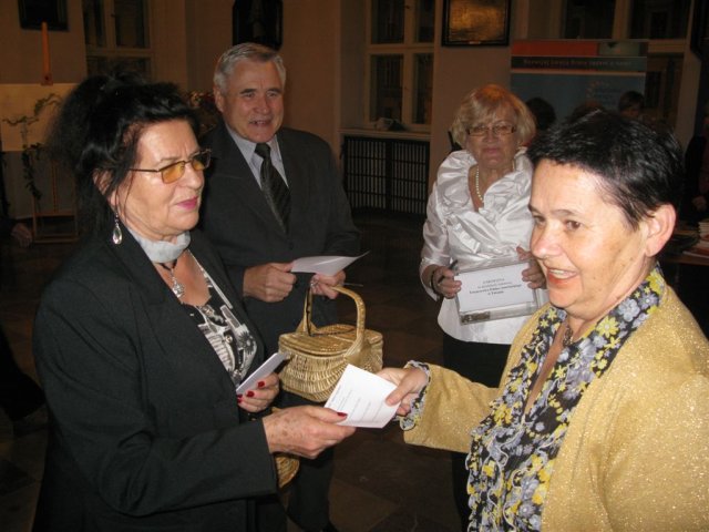 ../images/001-CS@G9@20101105_165449_0052.jpeg