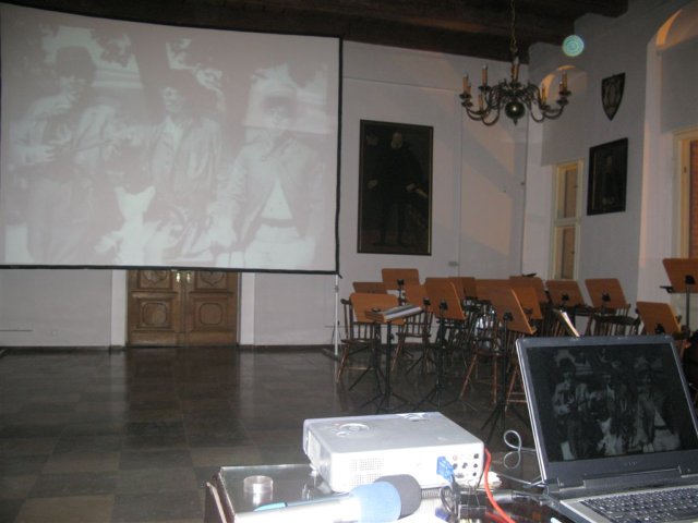 ../images/013-CS@G9@20101105_184827_0187.jpeg