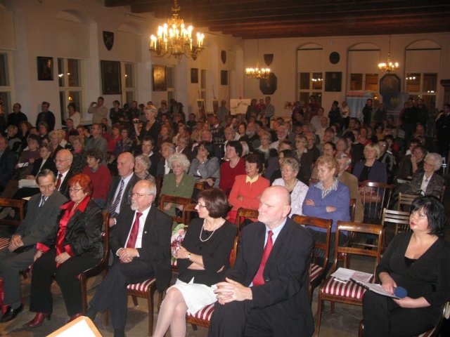 ../images/017-CS@G9@20101105_191630_0230.jpeg