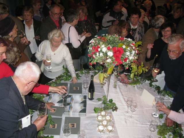 ../images/022-CS@G9@20101105_194748_0277.jpeg